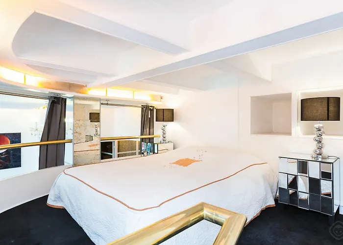 Private Studio Avenue Des Champs Elysees